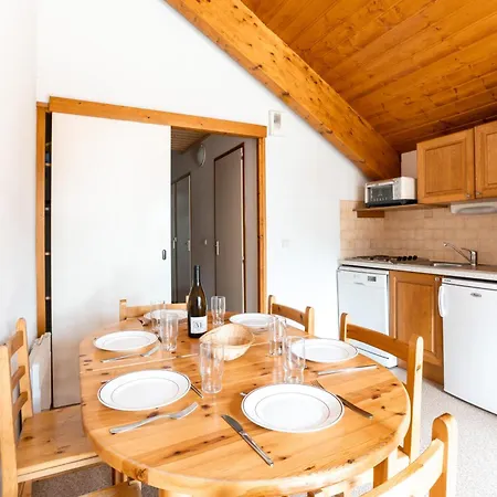 Apartment 150m Des Pistes, Pour 8 Avec Balcon *